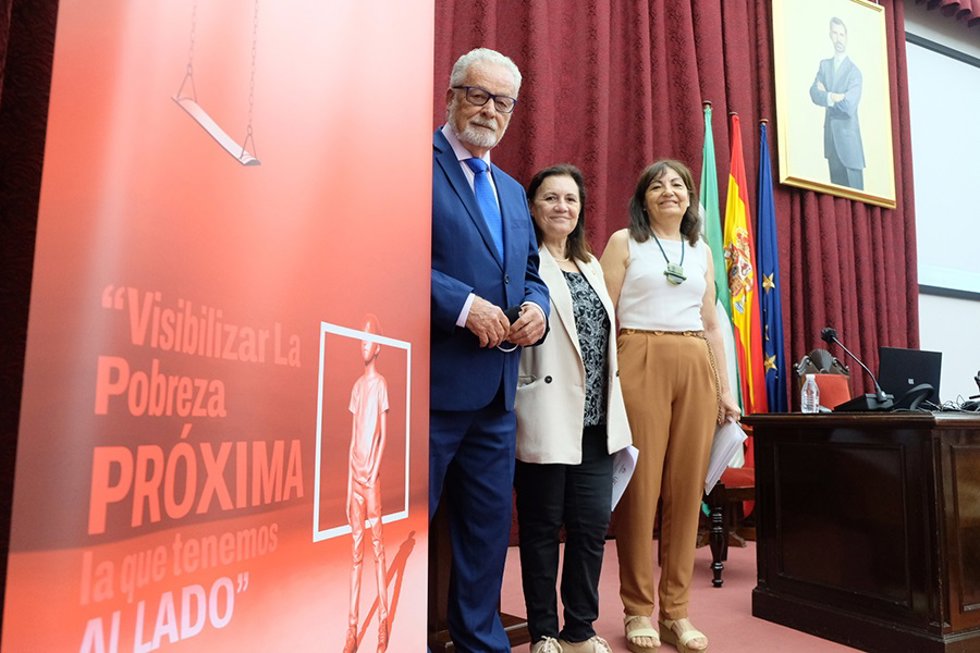 El defensor del Pueblo Andaluz, en el Foro Profesional por la Infancia de Andalucía y la Universidad de Sevilla.