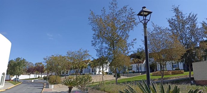 Alumbrado en Villanueva de los Castillejos (Huelva).