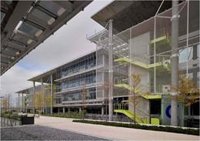 Universidad Loyola y Cuatrecasas convocan una nueva edición de su beca para premiar la excelencia en el ámbito jurídico