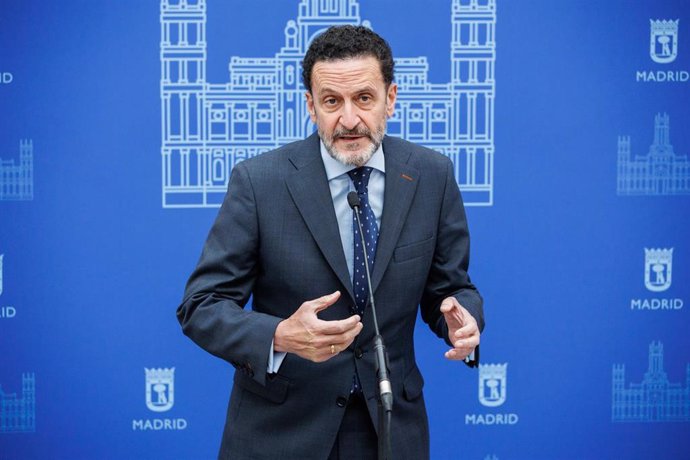 El vicesecretario general de Ciudadanos, Edmundo Bal, interviene  durante el acto de entrega de las medallas de Honor, Oro y Plata durante la Festividad de San Isidro, a 15 de mayo de 2022, en Madrid (España).