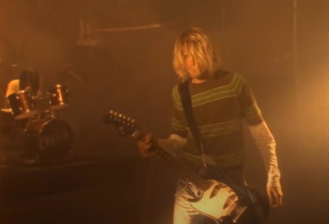 La guitarra de Kurt Cobain (Nirvana) de Smells like Teen Spirit, subastada por casi cinco millones de dólares