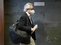 Pérez-Nievas critica que Salud "está dando largas" a las peticiones de información sobre contratos Covid