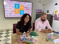 Rocío Ruiz agradece el compromiso de los trabajadores que participan en la estrategia Eracis en El Puerto (Cádiz)