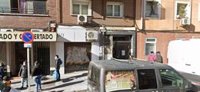 Apuñalan en el cuello y en el glúteo a un chico de 14 años en una calle de Puente de Vallecas