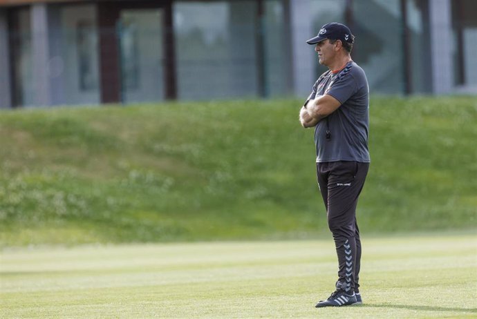 Francis Díaz durante el entrenamiento de la UDG Tenerife en la Ciudad del Fútbol de Las Rozas