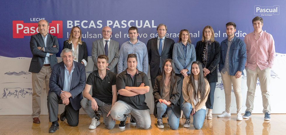 Programa de becas a hijos de ganaderos de Pascual