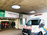 Evoluciona favorablemente el hombre que cayó desde 15 metros de altura mientras instalaba un aire acondicionado