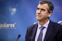 Román llega al comité nacional del PP no en busca de "egos" que tiene "muy colmados" sino con "vocación de servir"