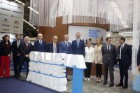 El rey Felipe inaugura la octava edición de Navalia en Vigo