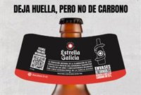 Estrella Galicia lanza una campaña en sus botellas retornables para fomentar su uso