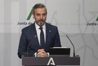 Bravo firma la orden de inicio de elaboración del Presupuesto andaluz para 2023