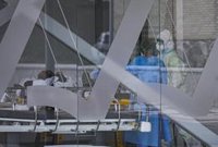 Sevilla contabiliza 18 fallecidos y sitúa en 599 puntos su incidencia entre mayores de 60 años