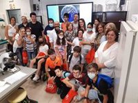 La UJA imparte un taller de Microbiología para alumnado con necesidades educativas especiales