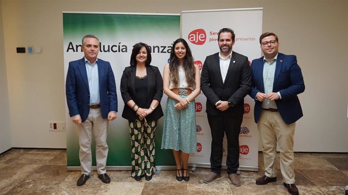 [Sevilla] Np El Pp De Sevilla Se Reúne Con La Asociación De Jóvenes Empresarios De Sevilla Y Coinciden En Seguir Reduciendo Trabas Burocráticas Para Emprender En La Provincia