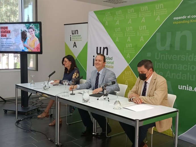 La UNIA ha presentado la programación de los Cursos de Verano en la sede de La Rábida (Huelva).