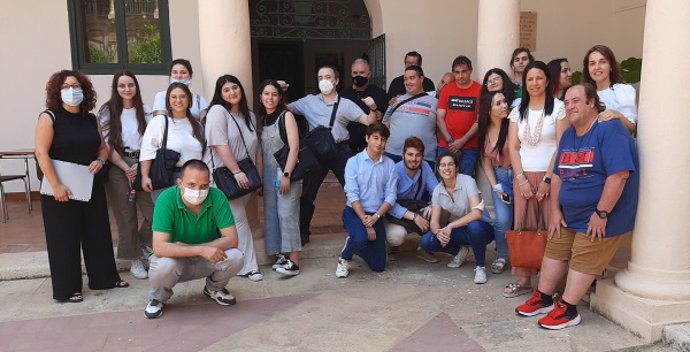 Participantes en el proyecto de Aprendizaje y Servicio 'De tú a tú'.