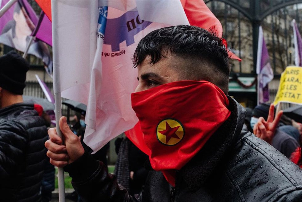 Manifestación en París en homenaje a tres mujeres kurdas del PKK asesinadas probablemente por los servicios de Inteligencia turcos.