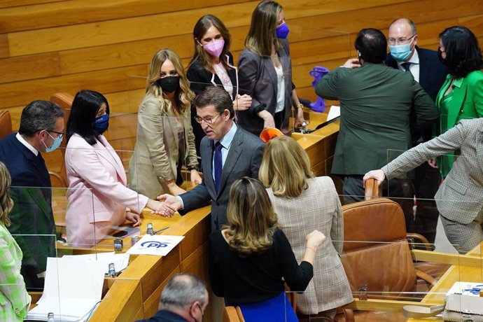 El presidente del PP, Alberto Núñez Feijóo, en una sesión plenaria extraordinaria en el Parlamento gallego, a 24 de mayo de 2022, en Santiago de Compostela, A Coruña, Galicia (España). 