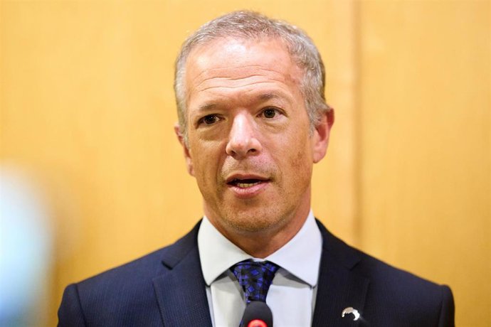 El presidente del Senado, Ander Gil, comparece después de una reunión con el presidente del Gobierno de Cantabria.