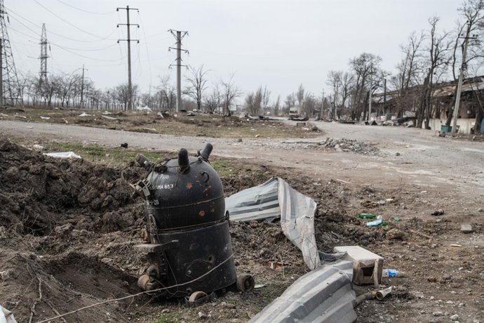 Archivo - March 29, 2022, Mariupol, Ukraine: A naval mine part of a thwarted ambush by Azov Battalion (neo-Nazi former paramilitary group, now a unit of the National Guard of Ukraine) on the outskirts of Mariupol. The battle between Russian / Pro Russia