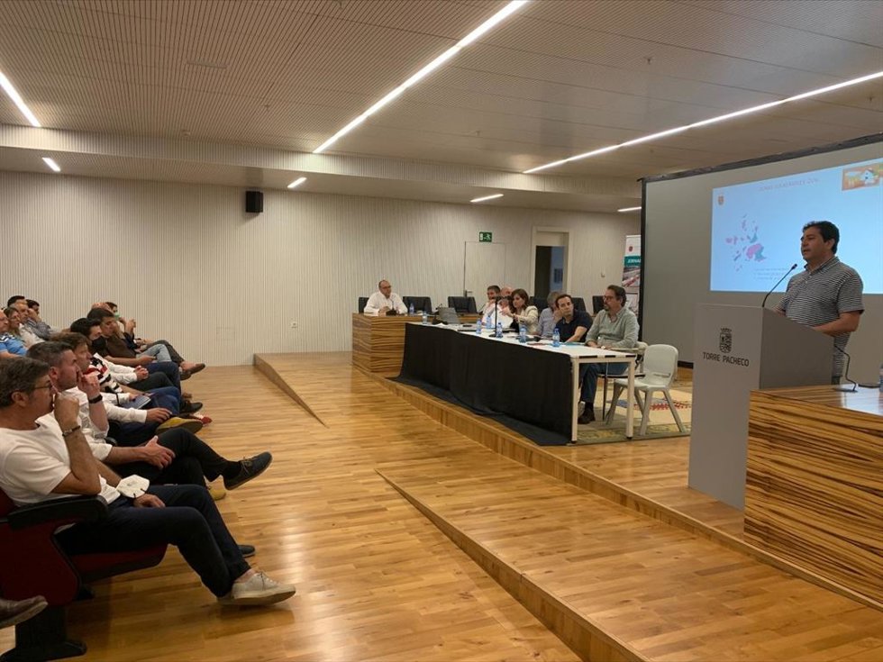 Jornada de formación ganadera para la correcta aplicación de la Ley del Mar Menor