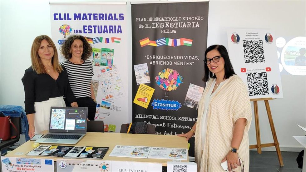 VII Feria del Plurilingüismo 2022 celebrada en la sede Santa María de la Rábida de la UNIA.