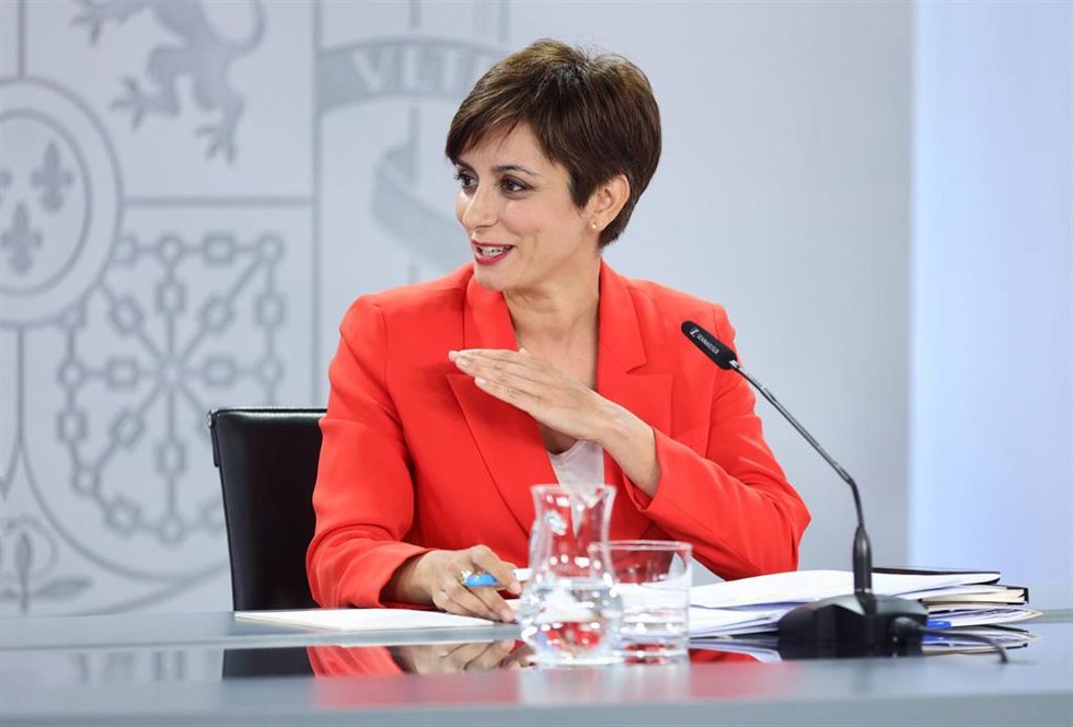 La ministra Portavoz, Isabel Rodríguez, comparece tras la reunión del Consejo de Ministros, en el Complejo de la Moncloa, a 24 de mayo de 2022, en Madrid (España).