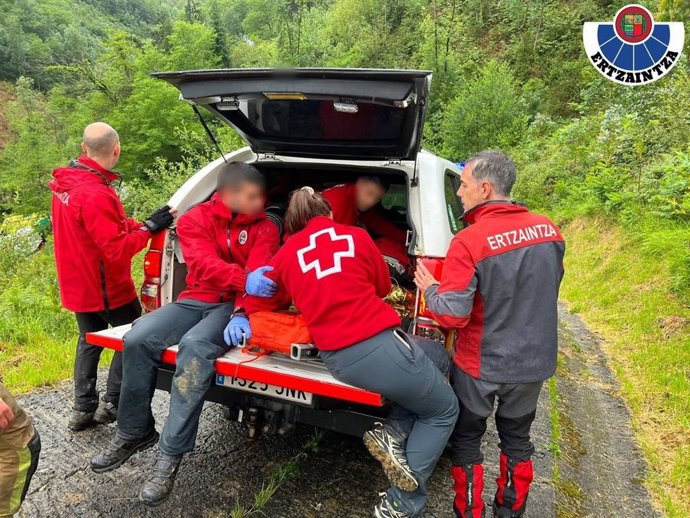 Rescate de un hombre desaparecido en Artea (Bizkaia)
