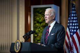 Biden pide regular las armas de fuego en Estados Unidos tras la masacre en Uvalde, en Texas Archivo - El presidente de Estados Unidos, Joe Biden
