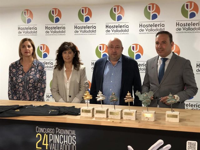 De izquierda a derecha: Inmaculada Toledano, Ana Redondo, Jaime Fernández y Víctor Alonso.
