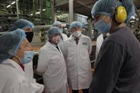 El Gobierno estudia colaborar con Gullón para facilitar el transporte a los más de 500 empleados cántabros