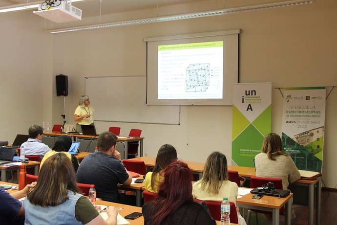 Celebración de la Escuela de Espectroscopías de Sólidos Inorgánicos.