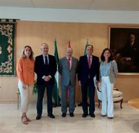 La Diputación de Sevilla y la Junta analizan retos de la administración local en transparencia y protección de datos