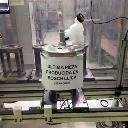 Imagen de la última pieza producida en la planta de Bosch en Lli d'Amunt (Barcelona)