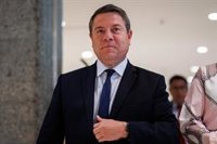 García-Page recoge el guante de Feijóo y plantea que PP y PSOE alcancen "acuerdos concretos" como el español en Cataluña