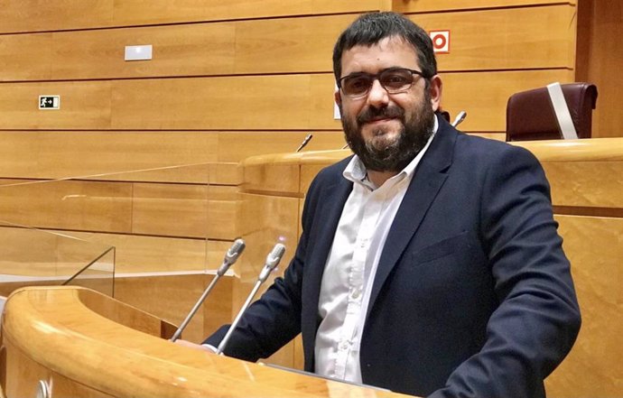 Archivo - El senador de designación autómica por Baleares, Vicen Vidal, de MÉS per Mallorca, en el Senado.