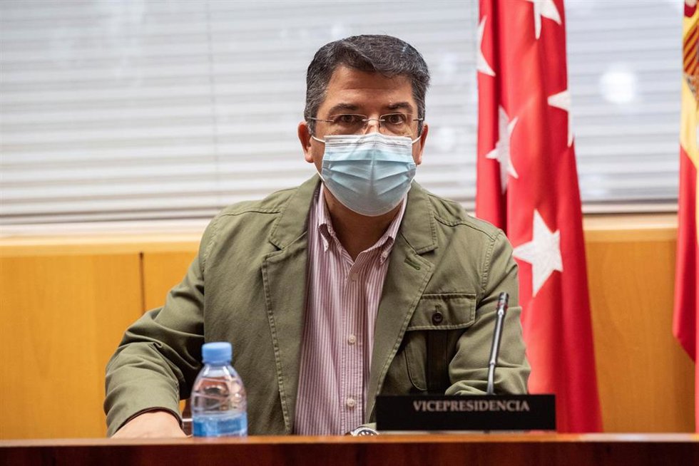 Archivo - Pedro Muñoz Abrines (PP) es elegido vicepresidente durante la Comisión de Investigación sobre la situación provocada por la covid-19 en los centros residenciales de personas mayores durante su sesión constitutiva en la Asamblea de Madrid este 