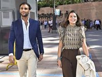 Tana Rivera y Manuel Vega, despliegue de besos, miradas y gestos de cariño en Las Ventas. ¡Enamoradísimos!