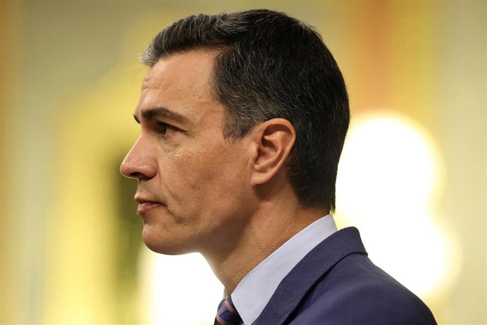 El presidente del Gobierno, Pedro Sánchez, interviene en una sesión plenaria, en el Congreso de los Diputados, a 26 de mayo de 2022, en Madrid (España). Durante el pleno, el Ejecutivo central debe responder a las preguntas de la oposición centradas en e