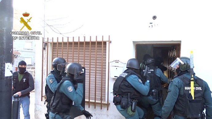 Desmantelado un punto de televenta de droga en Becerril de la Sierra