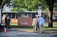 El autor de la masacre en la escuela de Texas envió mensajes anunciando sus intenciones antes del tiroteo