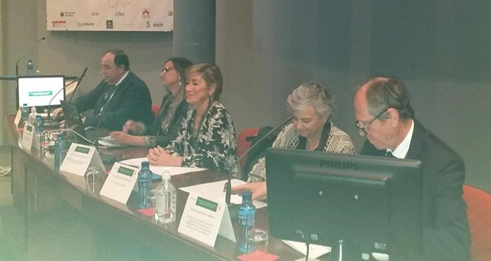 Inauguración de las V Jornadas sobre nuevas tecnologías en el Gobierno y gestión de los Colegios de la Abogacía, celebradas en el recinto ferial gijonés 'Luis Adaro'