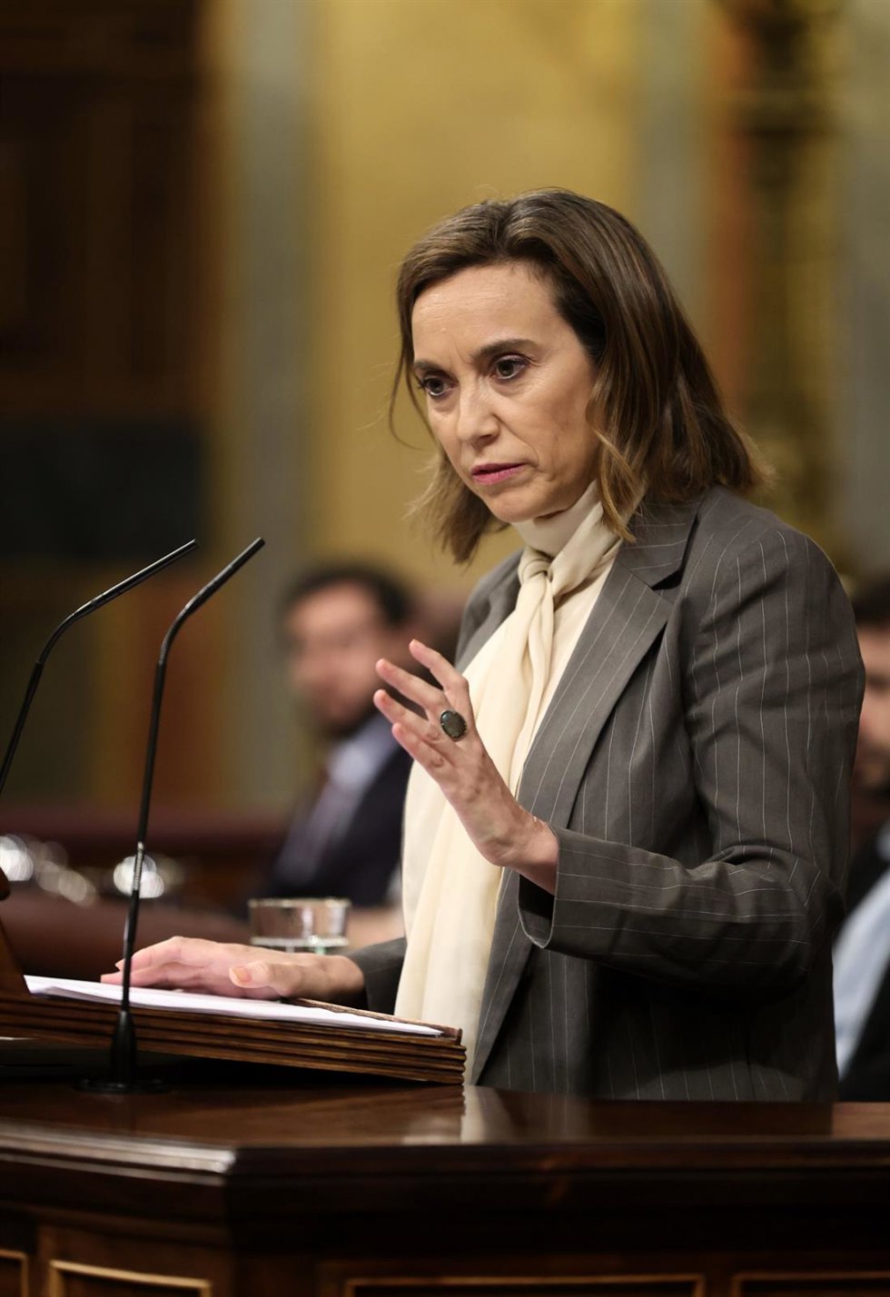 La secretaria general del Partido Popular y portavoz del Grupo Parlamentario Popular en el Congreso, Cuca Gamarra, interviene en una sesión plenaria en el Congreso de los Diputados, a 26 de mayo de 2022, en Madrid (España). Durante el pleno, el Ejecutiv