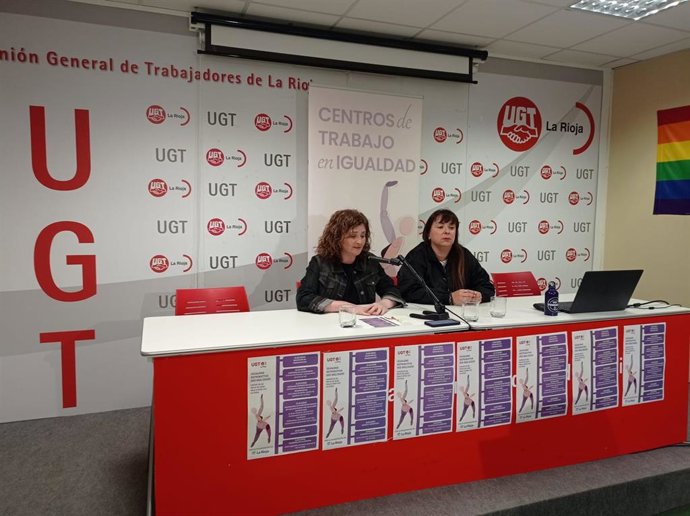 La vicesecretaria general de UGT, Cristina Antoñanzas, junto a la vicesecretaria general de UGT La Rioja, Ana Victoria del Vigo