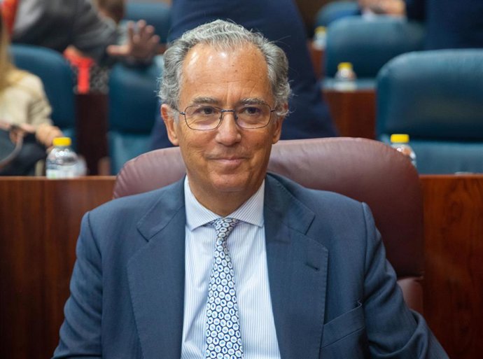 El consejero de Educación, Universidades y Ciencia y portavoz del Gobierno regional, Enrique Ossorio