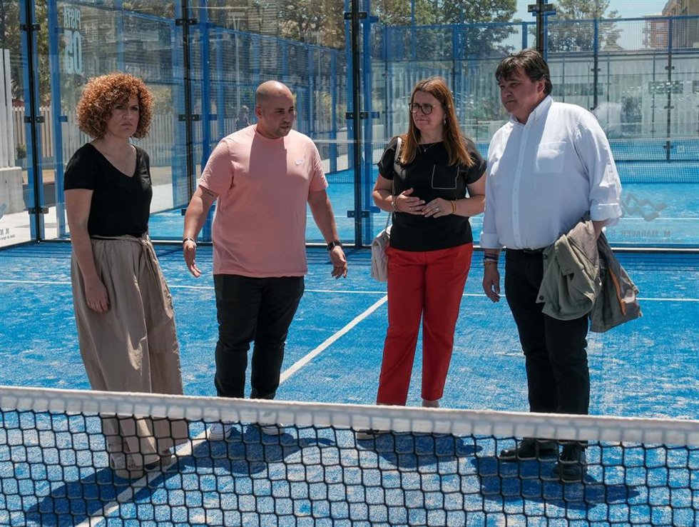 El complejo deportivo Las Américas de Huelva reabre sus puestas tras una inversión de 2'5 millones de euros.