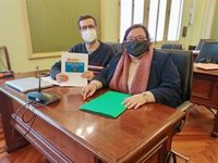 El Parlament insta al Gobierno a promover una red estatal de mujeres gitanas para la defensa de sus derechos