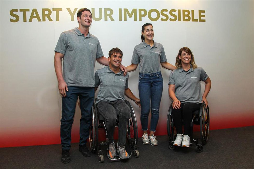 El judoka Niko Shera, el tenista adaptado Martin de la Puente, la jugadora de bádminton Carolina Marin, y la triatleta paralímpica Eva Moral, durante la presentación del nuevo ciclo olímpico para el Equipo Toyota 
