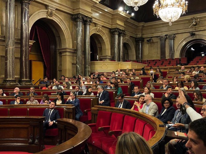 Votación de mociones en el pleno del Parlament del 26 de mayo de 2022