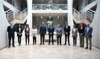 El ministro de Universidades visita la UPNA y mantiene un encuentro con el rector y su equipo de dirección